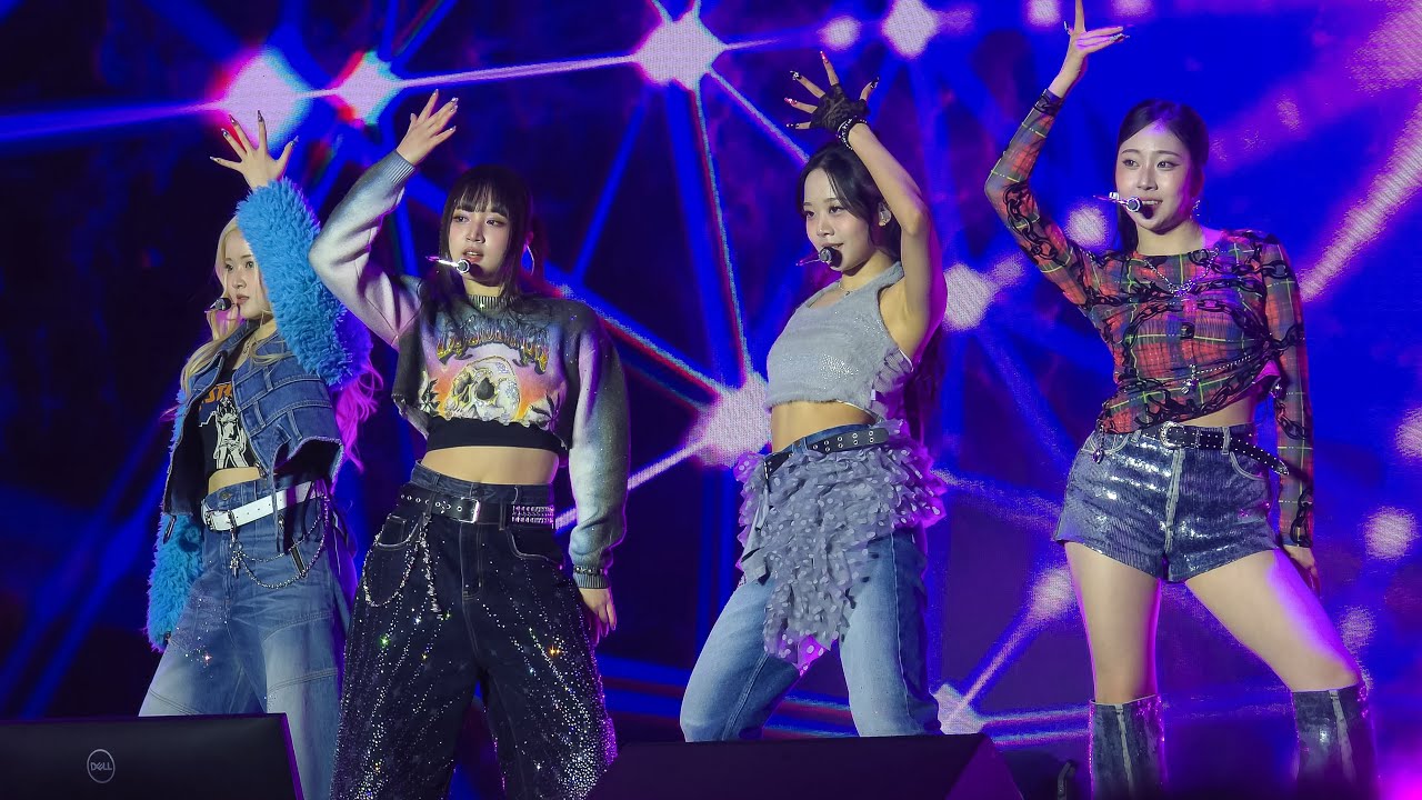 251231 VVUP - House Party | WORLD K-POP FESTIVAL 2025 Countdown x Seoul Con [4K 60fps]