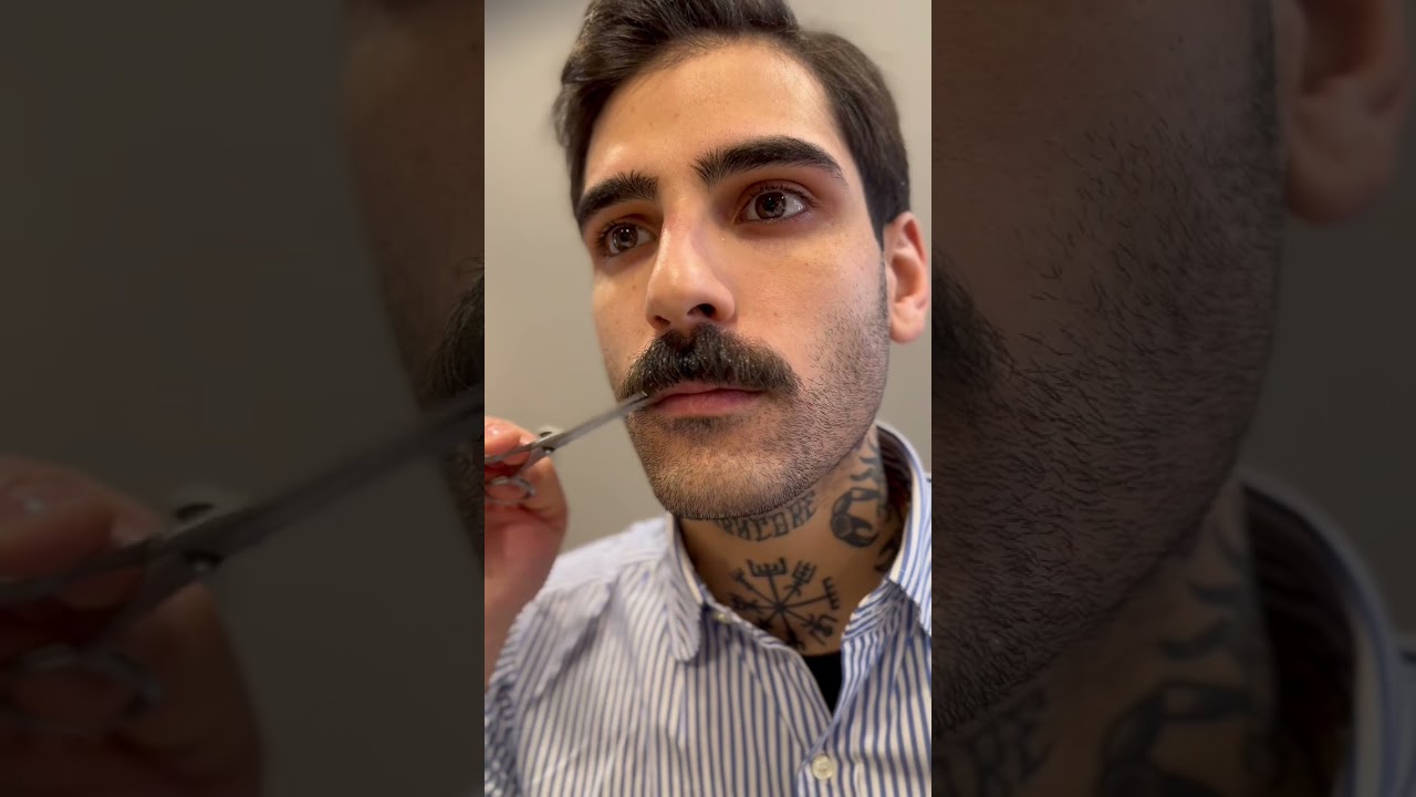 ASMR &bull; Moustache care 👨🏻&zwj;💼✂️ #asmr #asmrbarber #moustache #traditionalshave #shave #rasatura
