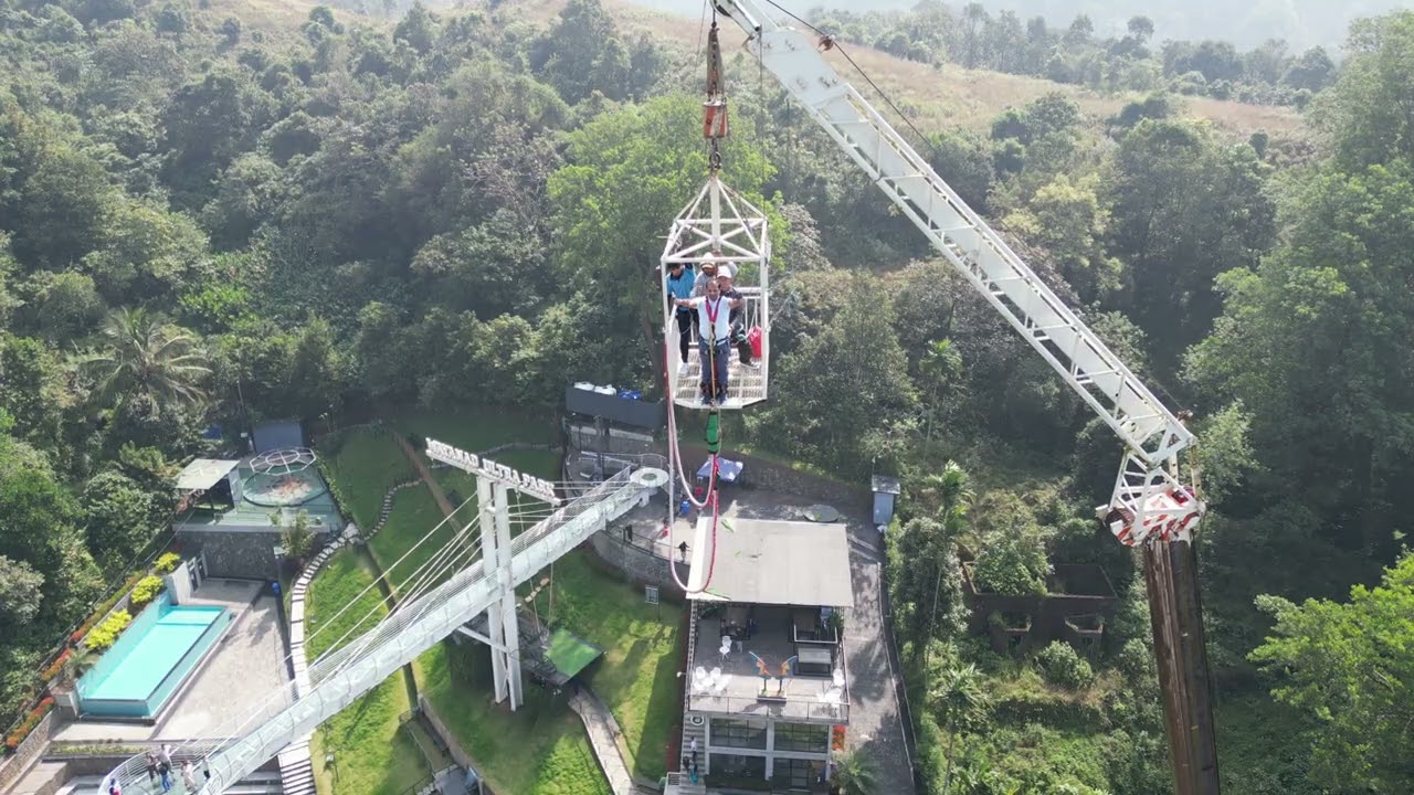 Srini Vaddepalli Bungee jump at Wayanad drone video without audio 22 December 2025 