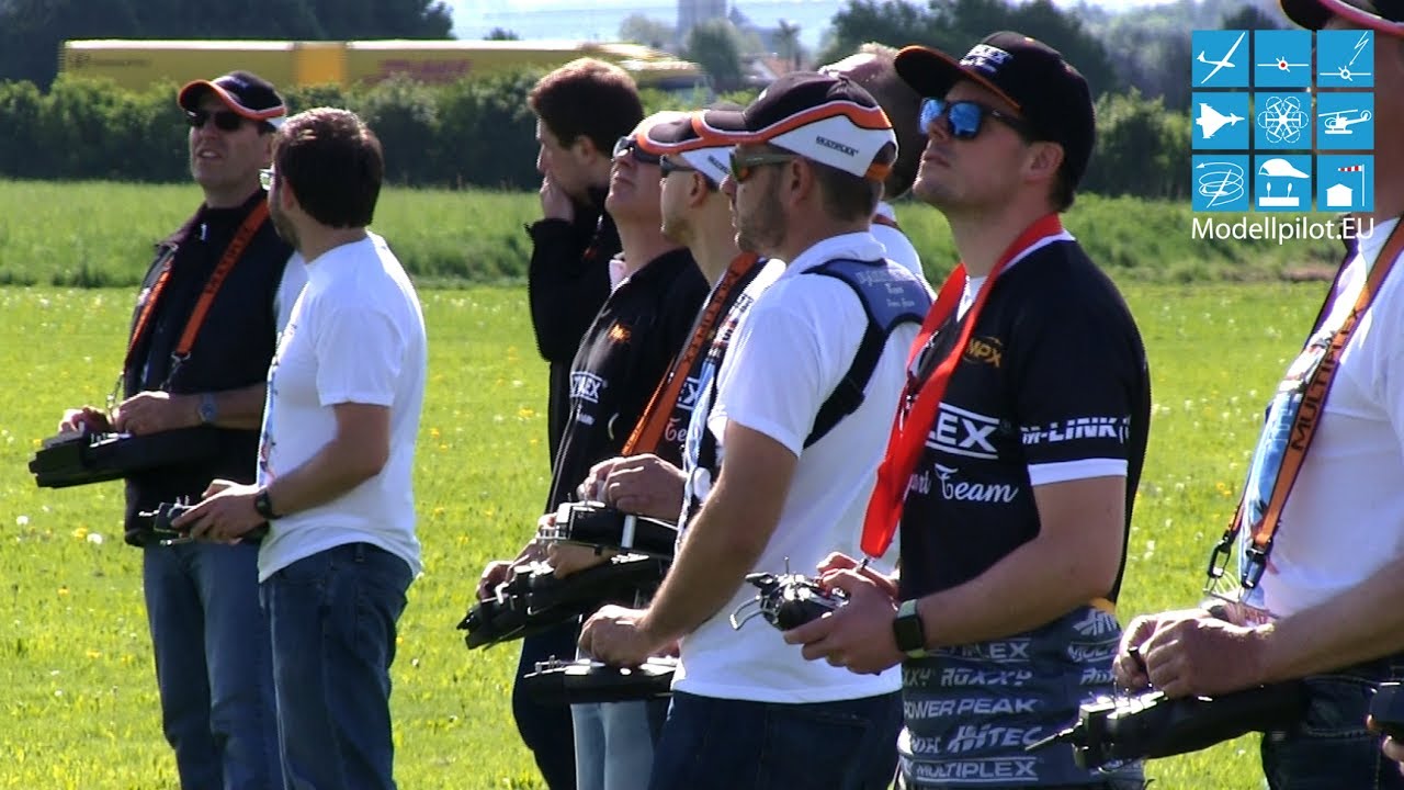 MPX-ELAPOR MODELS RC MASS START funny MULTIPLEX TEAM MULTIPLEX AIRSHOW BRUCHSAL 2017