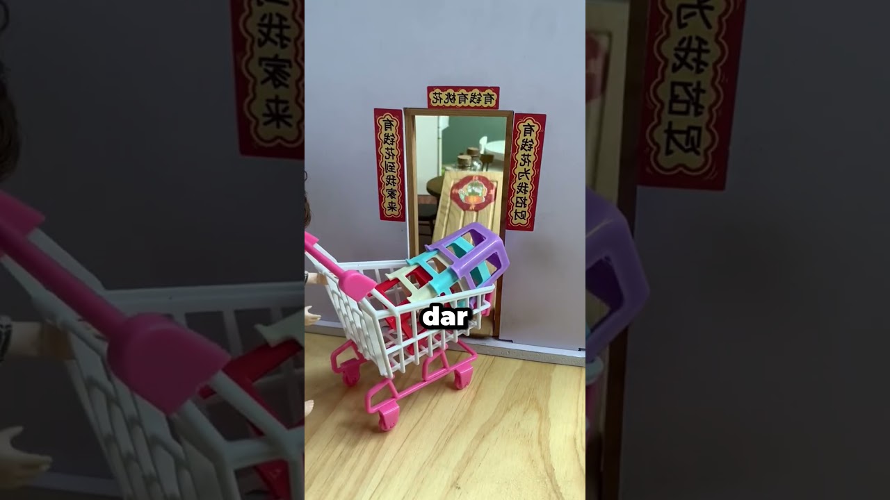 As cadeiras s&atilde;o muito pequenas 😡