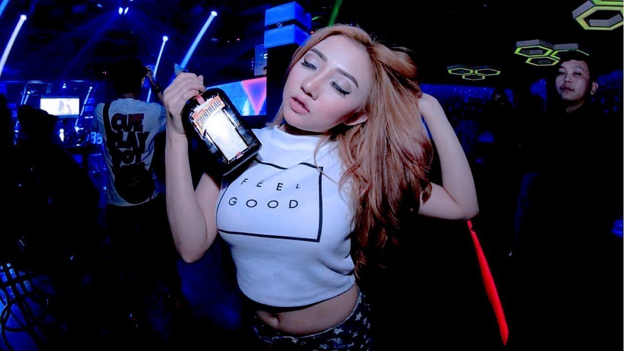 DJ Slow Terlaris 2018 Paling Enak Spesial Buat Teman Sahur