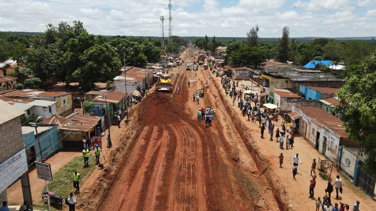 RESTITUTION DES ETUDES TECHNIQUES DE LA ROUTE KANANGA KALAMBA MBUJI