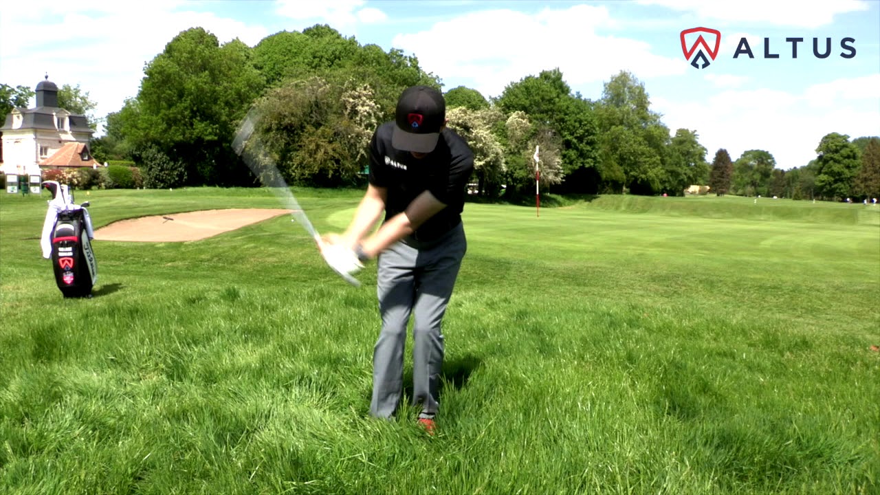 Comment sortir d'un rough très dense autour du green