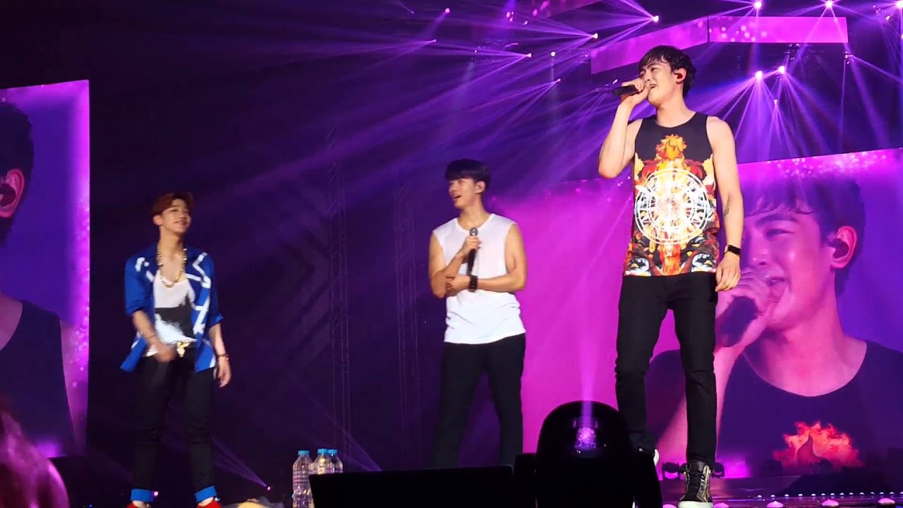 [FANCAM] 160320 2PM sing Thai song 