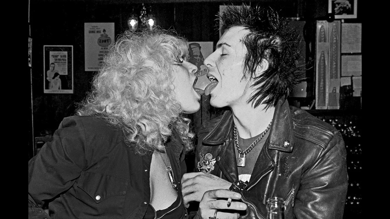 Sid  Vicious    I Wanna Be Your Dog   video  in  1080p