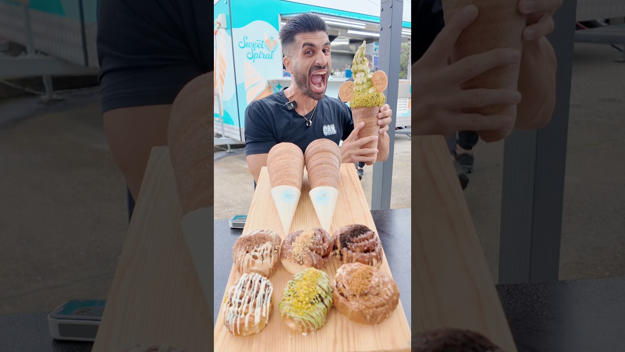 Самый большой в Сиднее торт-трубочка // Sweet Spiral Sydney