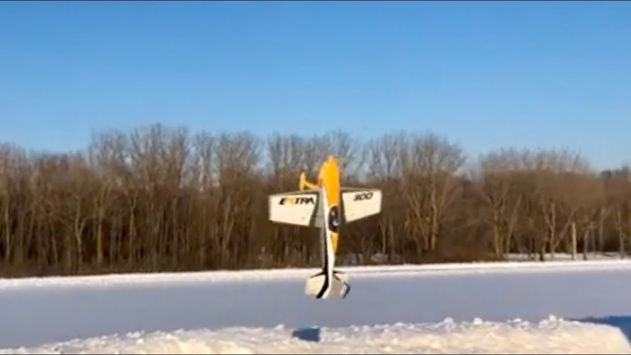 E-FLITE EXTRA 300 1.3M BNF 3D FLIGHT