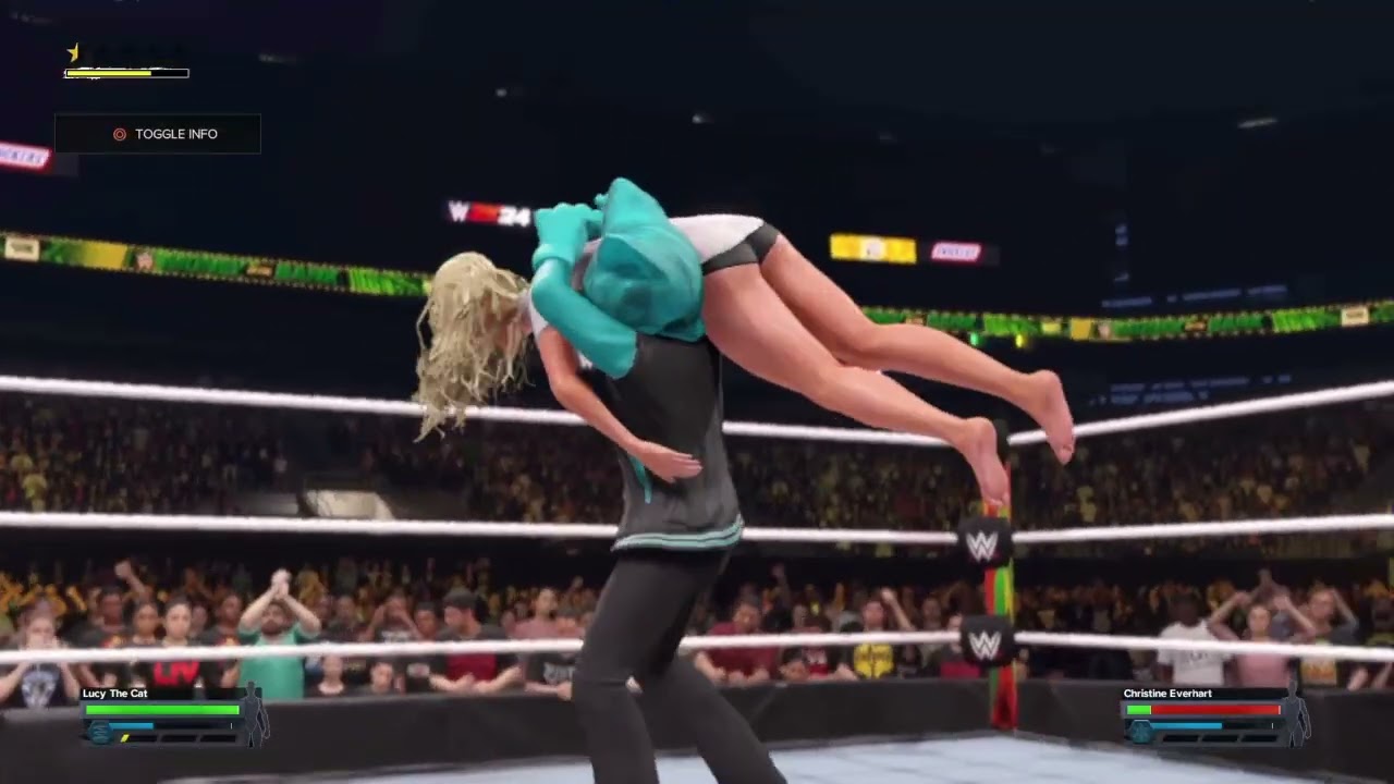 WWE 2K24: Люси Кэт против Кристин Эверхарт