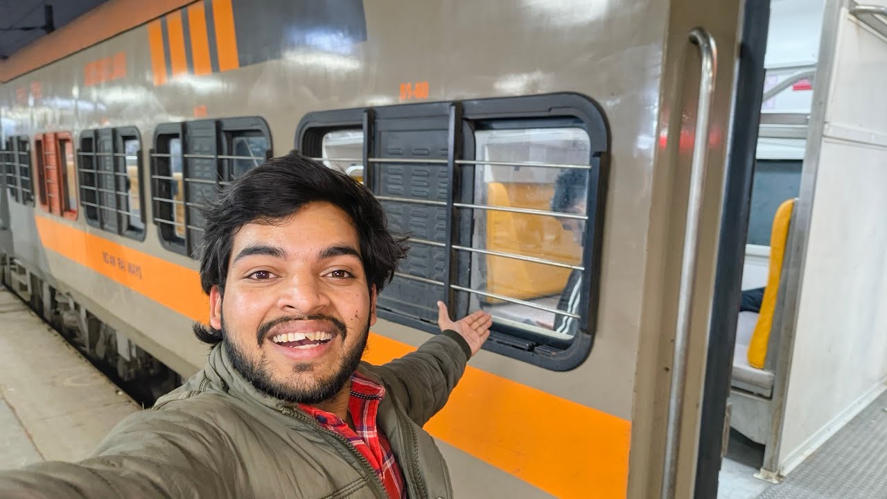 First Time Travel In Amrit Bharat Express🚉 General Coch Me 😀 Train Journey 🚂