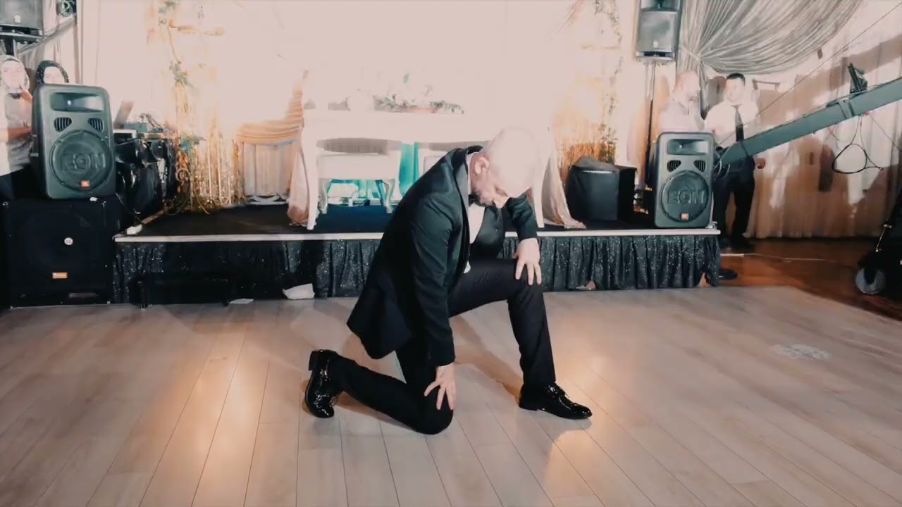 Zeybek Hocasından Kendi Düğününde Solo Performans | Troya Zeybeği