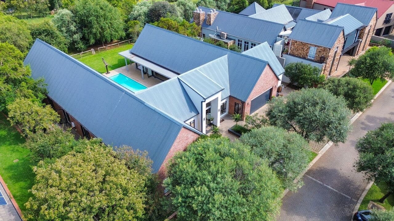 4 bedroom house for sale in Southdowns Estate | Pam Golding Properties