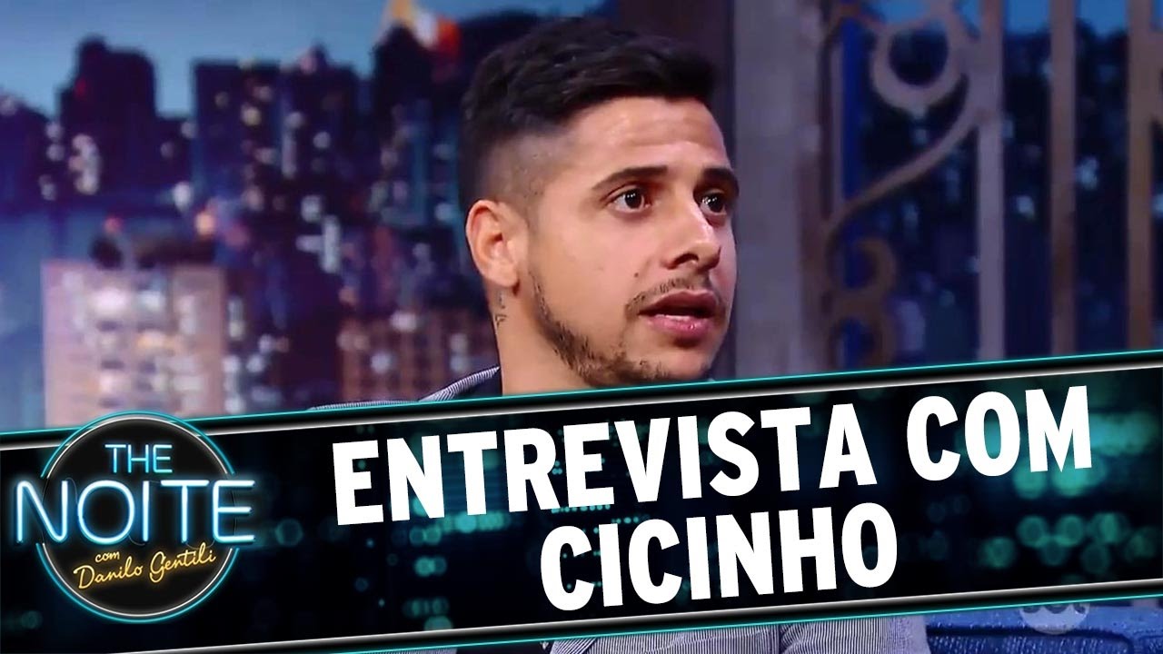The Noite (28/10/16) - Entrevista com Cicinho