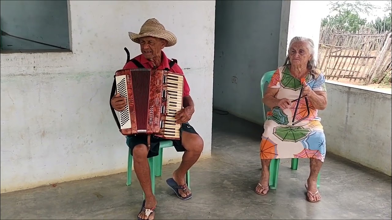 TARDE NA ROÇA COM VOU BONI E VOLTAR VOU TOCANDO SANFONA E FOI AQUELA ALEGRIA