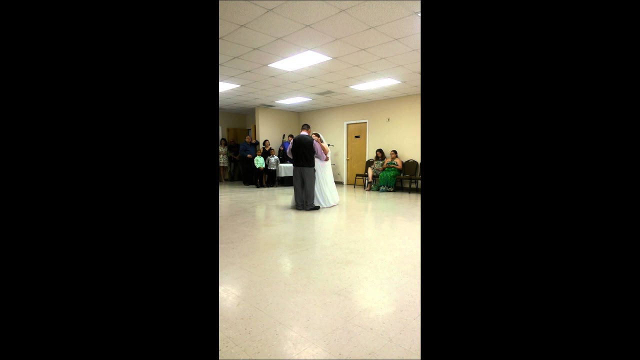 First Dance between Husband and Wife - Larry and Sara Settle