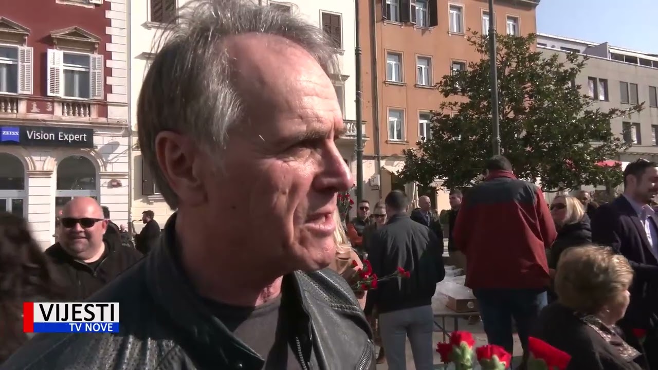 Vijesti TVN - Uoči Međunarodnog dana žena  političke stranke dijele cvijeće Puležankama