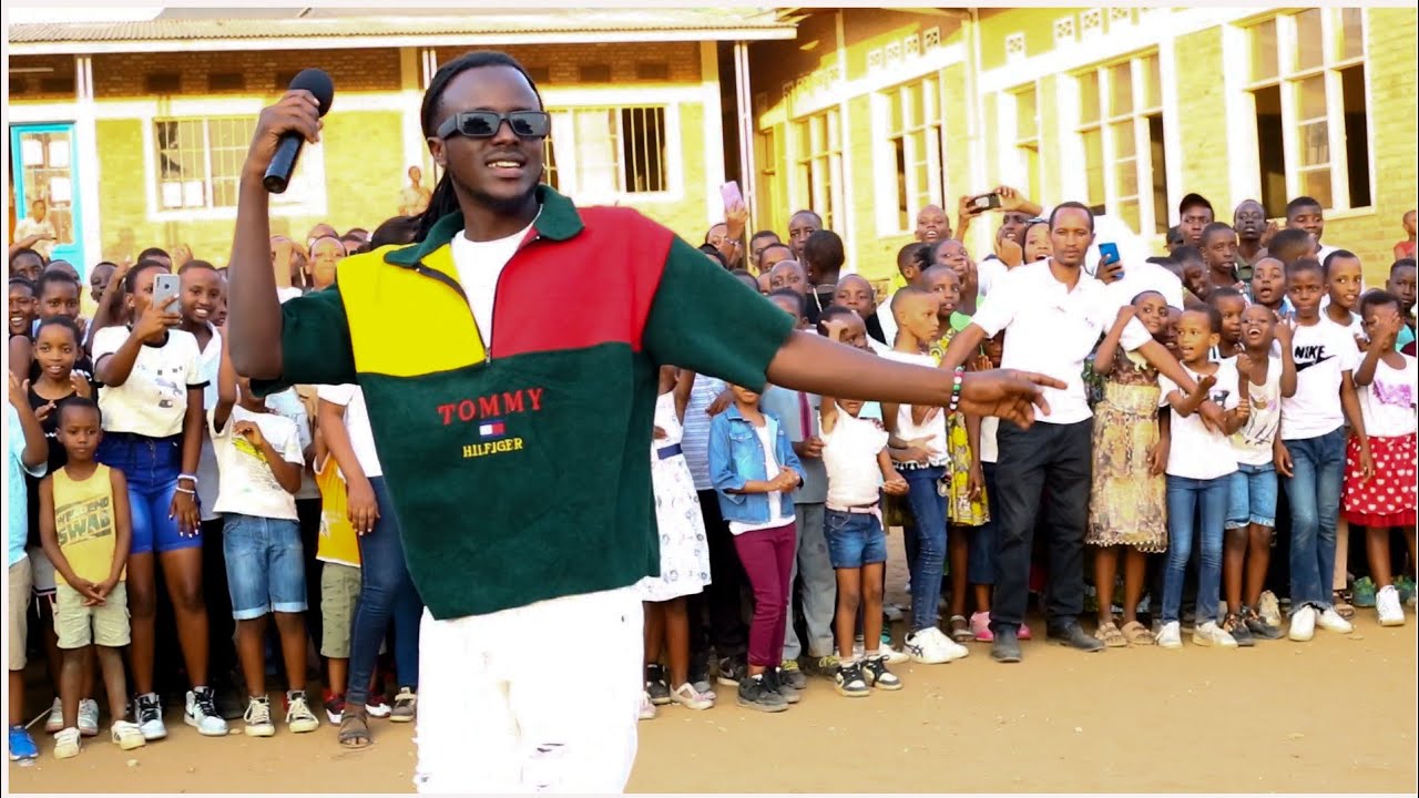 DJ FERNANDO Aririmvy Kazima IMANA Inkunda Kuncuro yamber Abantu Barasaze Amatek Ataribwabonek Narimw