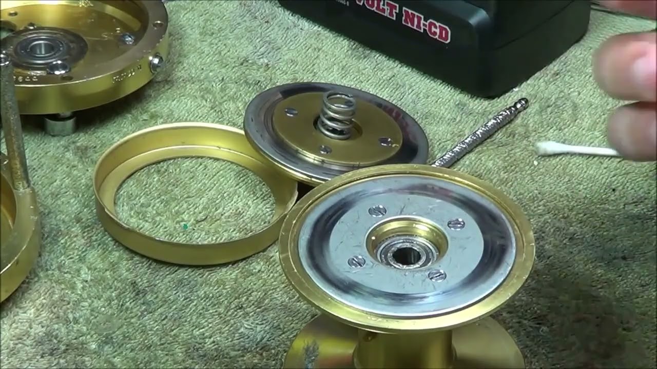 Taking Apart a Vintage Penn International-Condensed