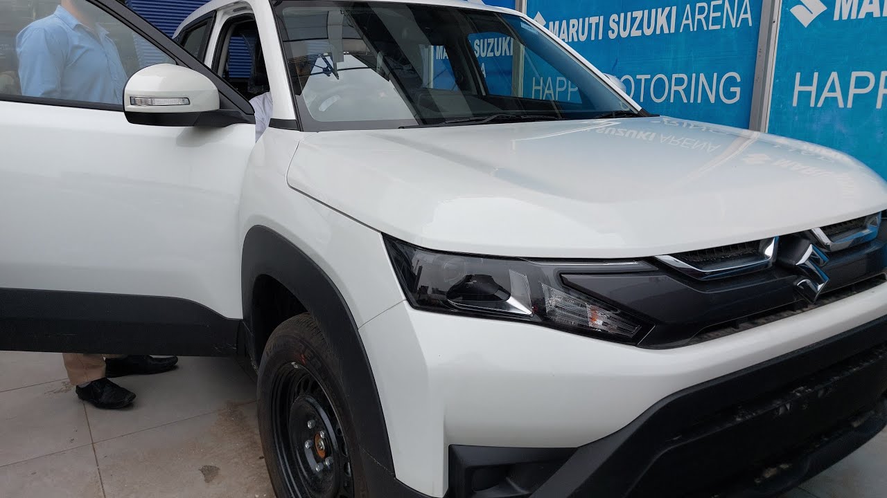 Car Showrooms of Aligarh || Rate? || Kon si Car leni chiye?