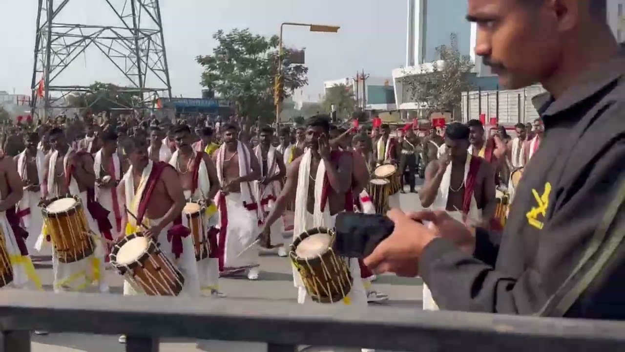 Kuch bhi kho INDIAN ARMY ki pred dekh kar mja hi aa gya Jaipur me I proud of you इंडियन आर्मी