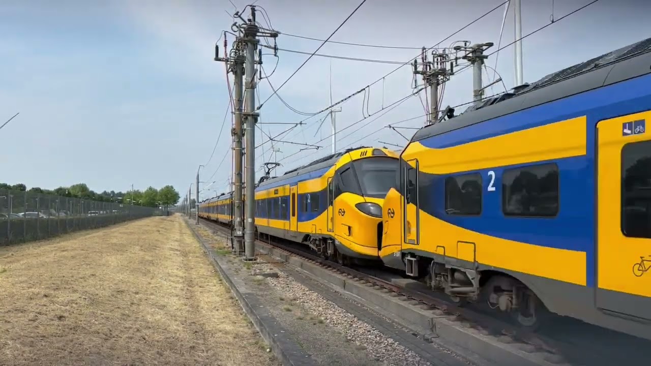 Treinen op de hogesnelheidslijn.