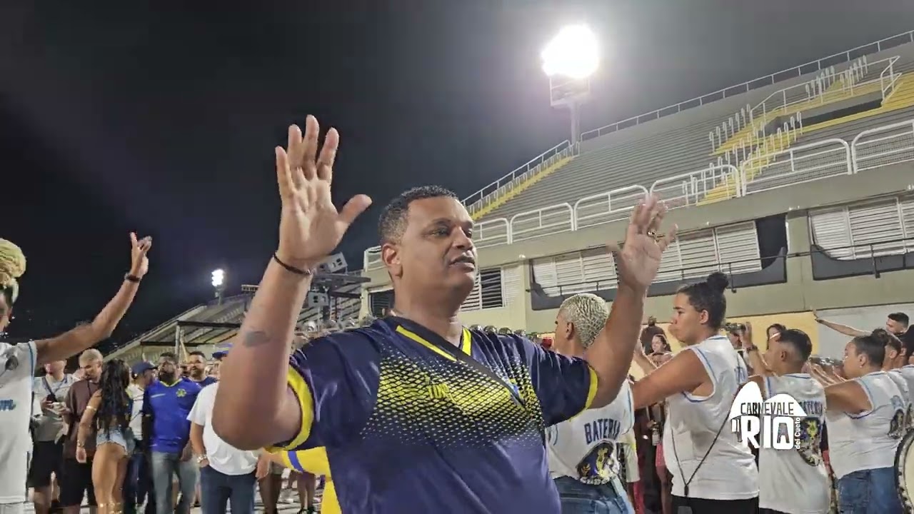  Cuícas e chocalhos da Super Som, bateria do Paraíso do Tuiuti no ensaio do Setor 11 da Sapucaí 