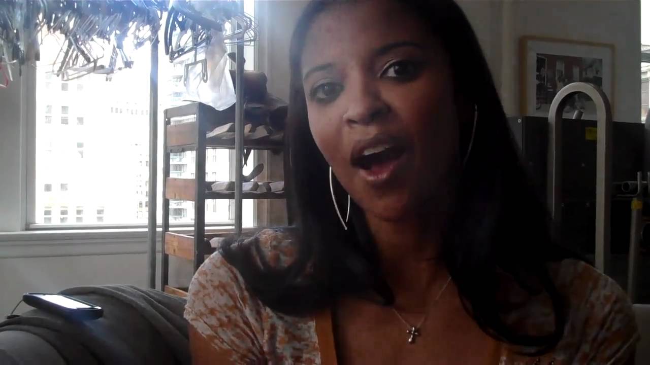 Actress Renee Elise Goldsberry Speaking about Love Scenes on