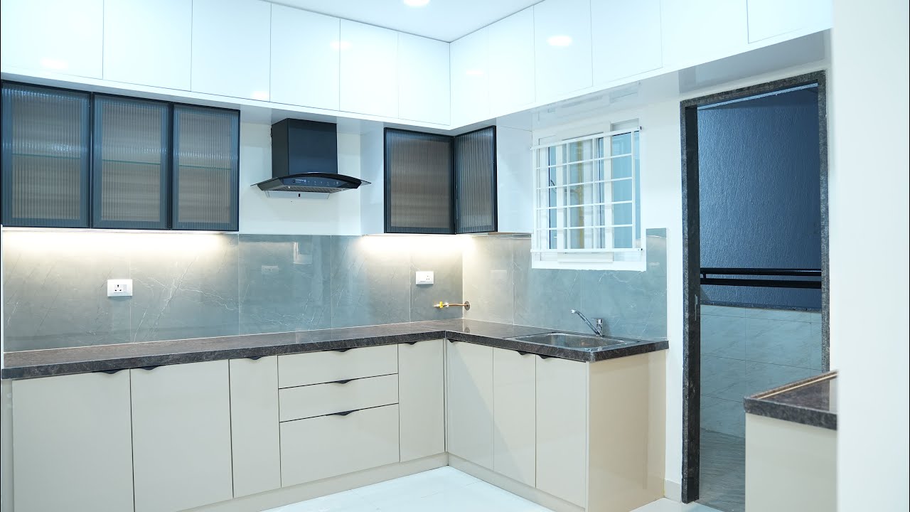 2.5 BHK Interiors at My Home Tridasa by Vinuthna Projects & Interiors with 15 Years Warranty.