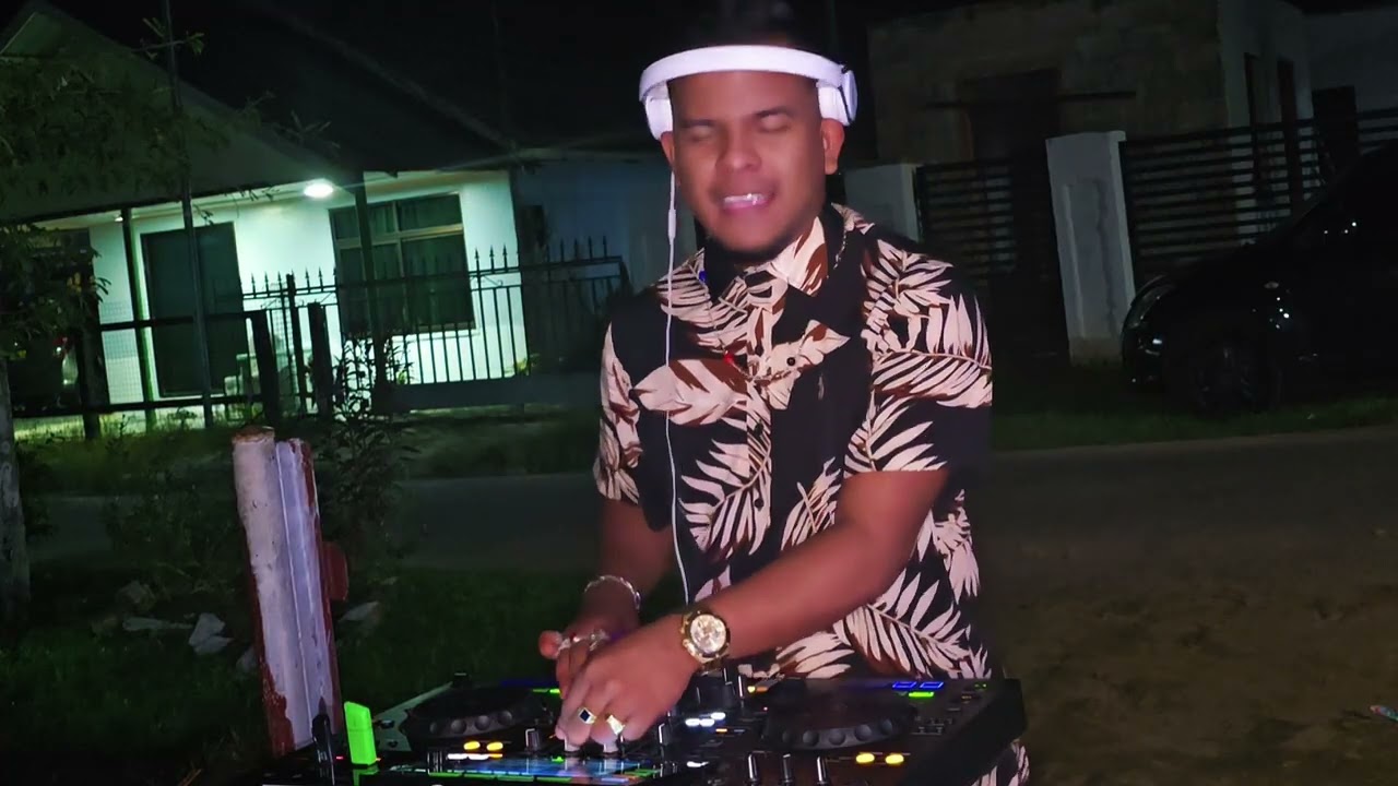 Sik A Gogo Merengue Mix| DJ Henny's Drive