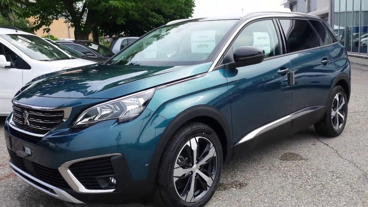 Nuovo Peugeot 5008 Mix ALLURE BlueHdi 120 interni Km 0