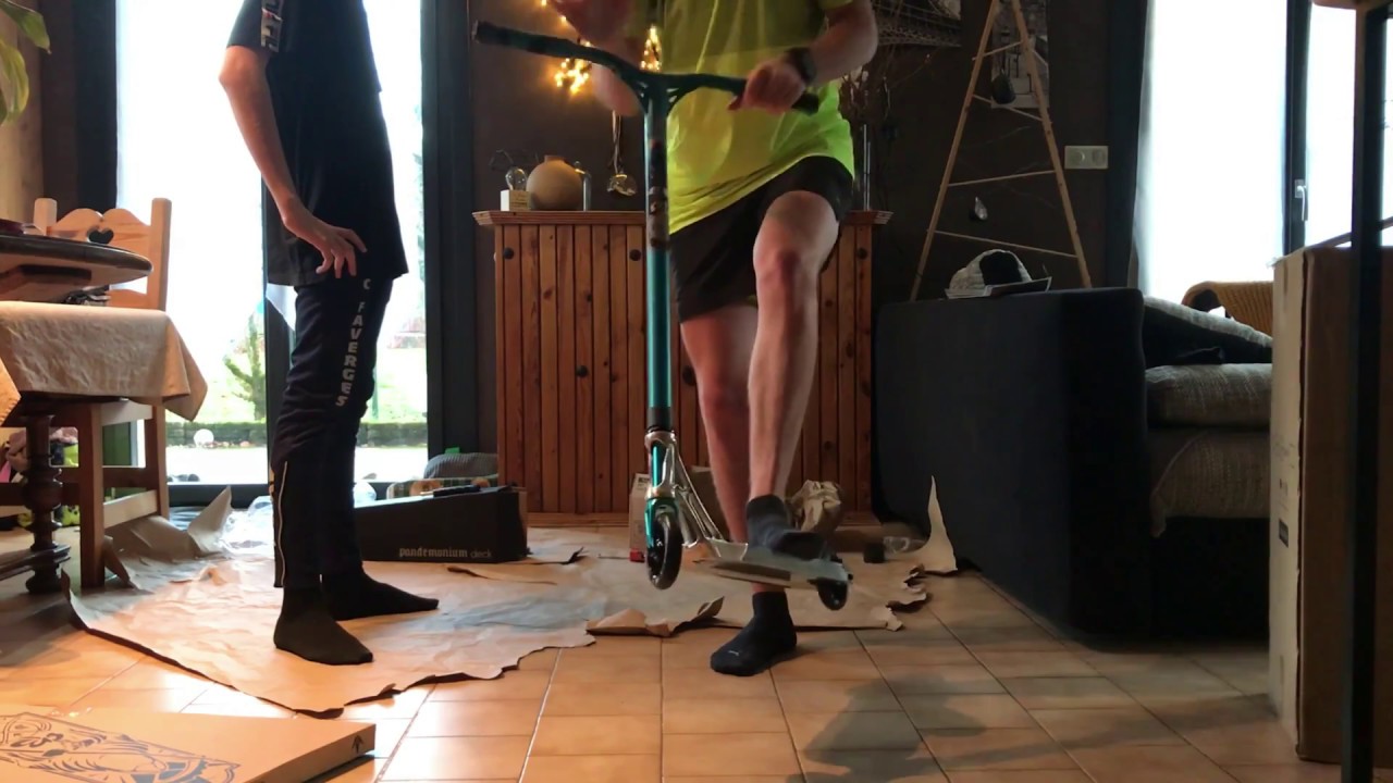 unboxing d'une trottinette de 440$ de valeur