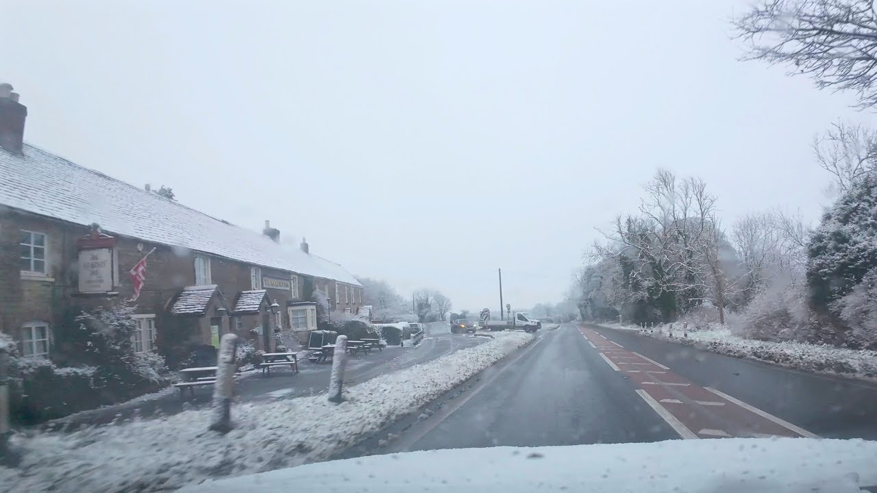 Snowy Winter Drive in the Cotswolds: 1 Hour of Relaxing Scenic Views for Background Ambiance