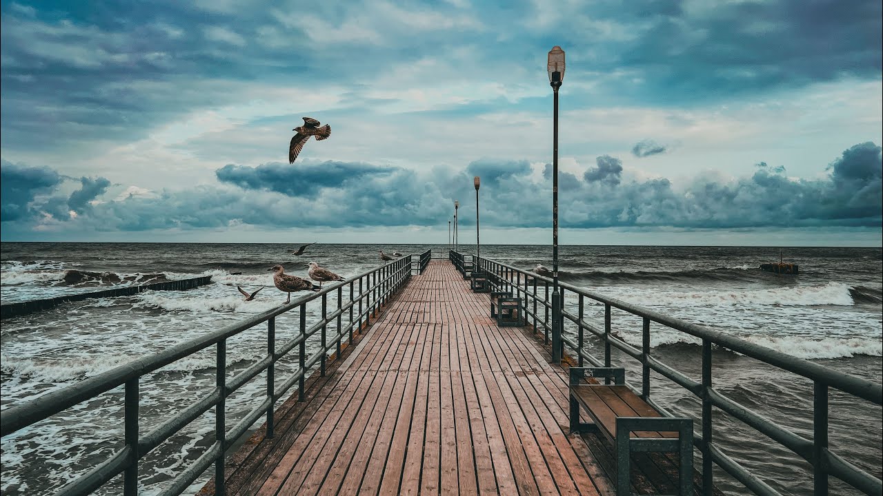 Ustronie Morskie - plaża, deptak, molo, spacer i zwiedzanie