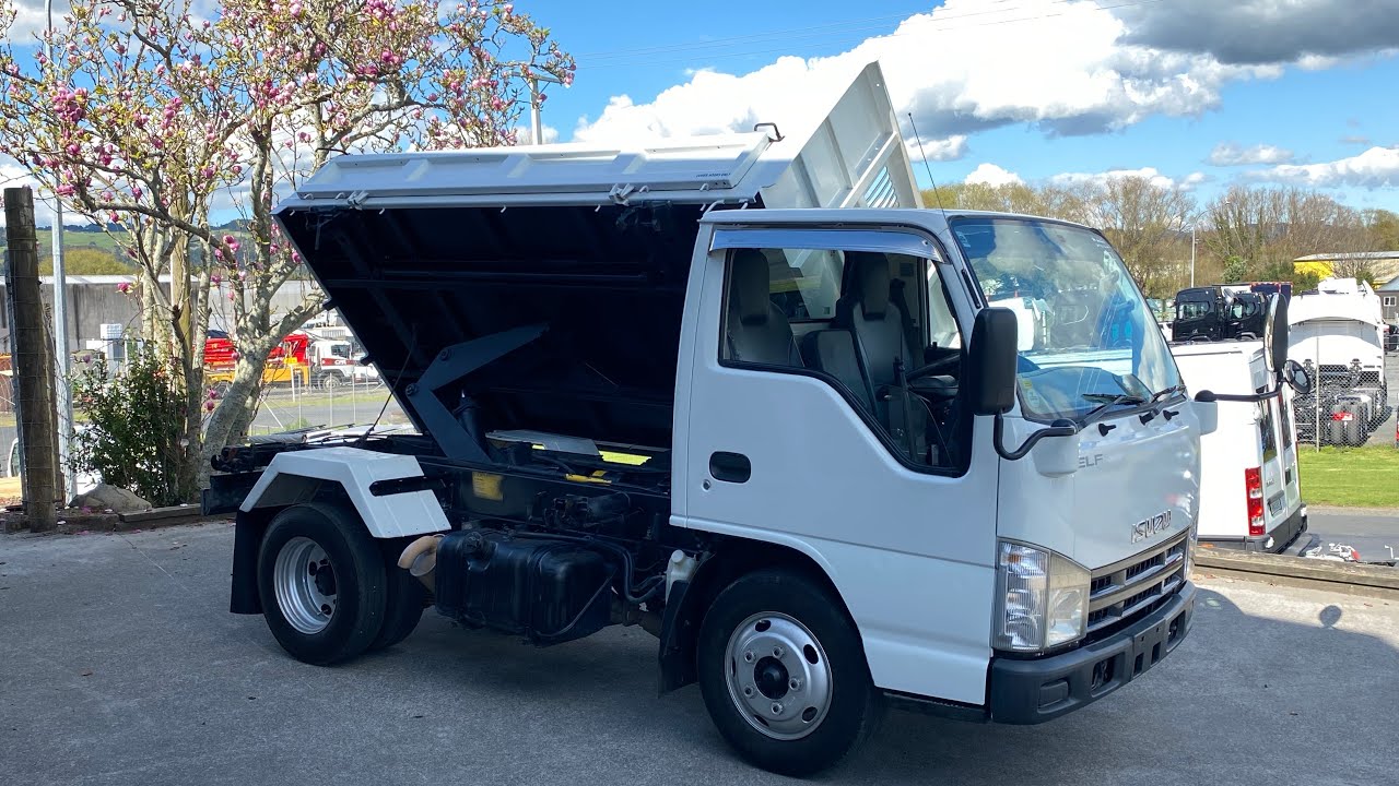 2598 ISUZU ELF 3 WAY TIPPER