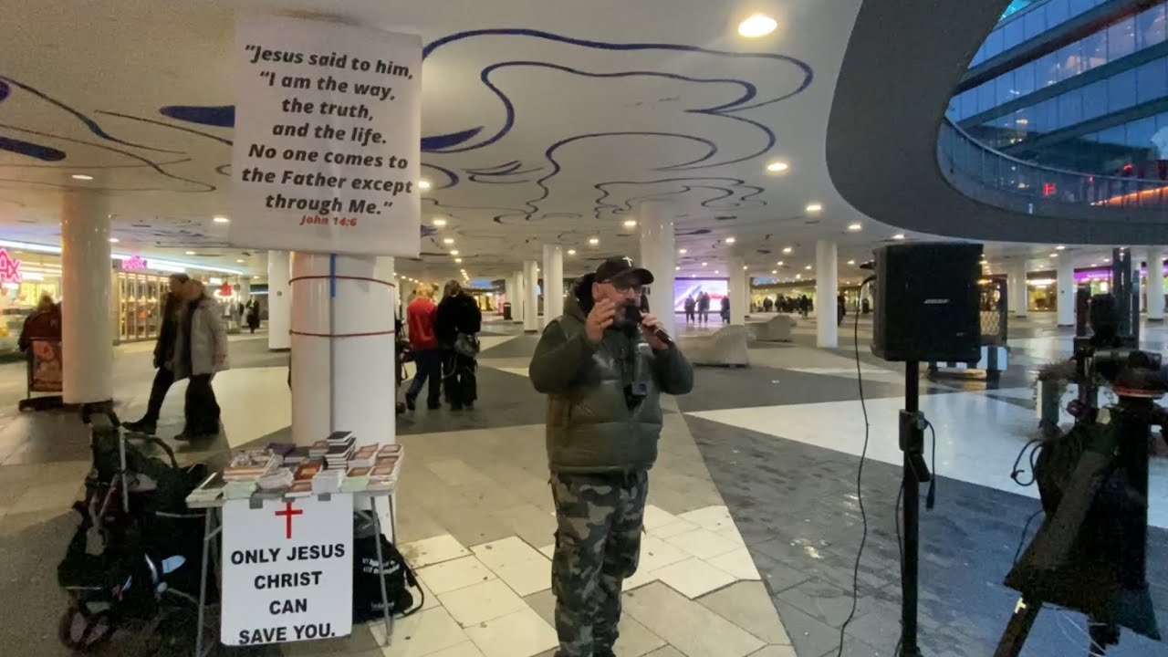 ”Se, Gud är min hjälpare, Herren stöder min själ.”‭‭Psaltaren‬ ‭54‬:‭6‬ plattan 2026-03-14