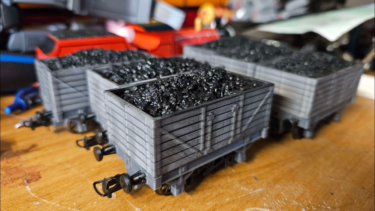 Lazy's Locos Livestream - Building Troublesome Trucks