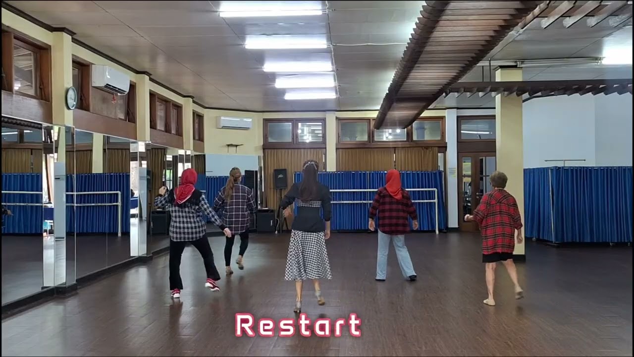 Home To Me Line Dance/Choreo:Gary Lafferty (UK) & Alexis Tait (SCO) - January 2026