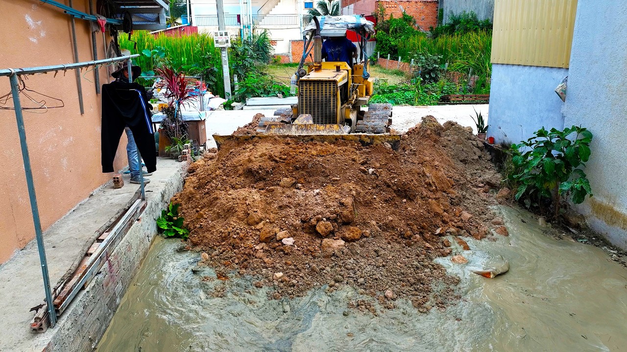 Processing New Landfill Project! Watch the Dump Truck and Dozer Filling Land Delete Flooded Area