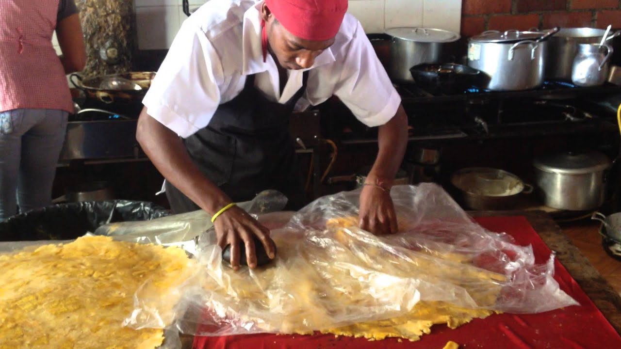The World's Largest Tostones (Fried Green Plantains)