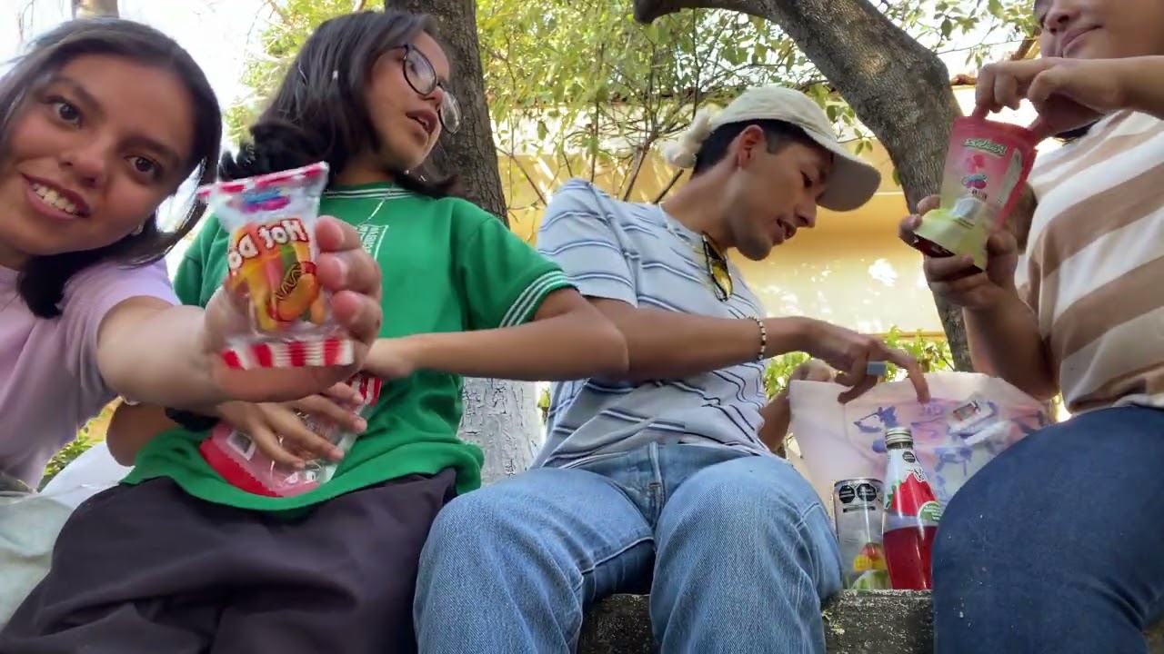 Chavitos en precariedad mercan múltiple chuchería en Waldo’s Parte 1: Las peores gomitas del mundo