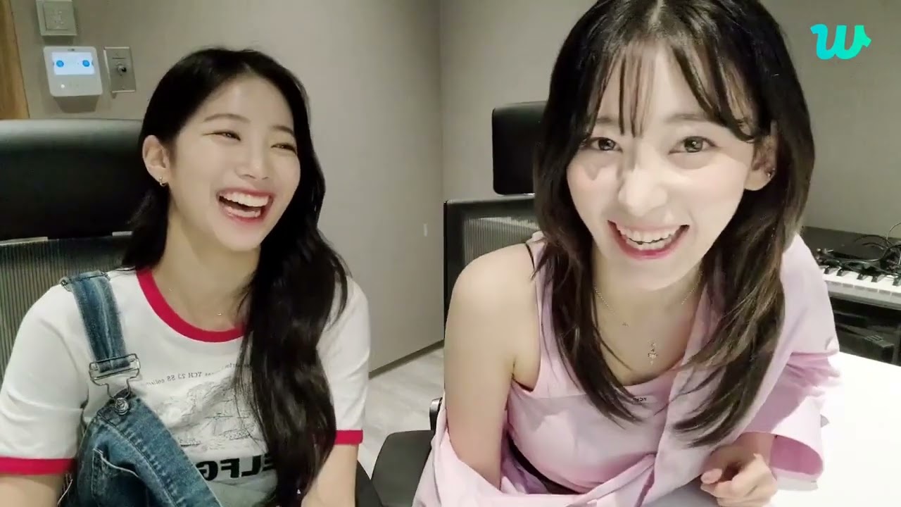 [ENG SUB] 230728 | LE SSERAFIM KAZUHA SAKURA Weverse Live 🔴 (🌸🌿)