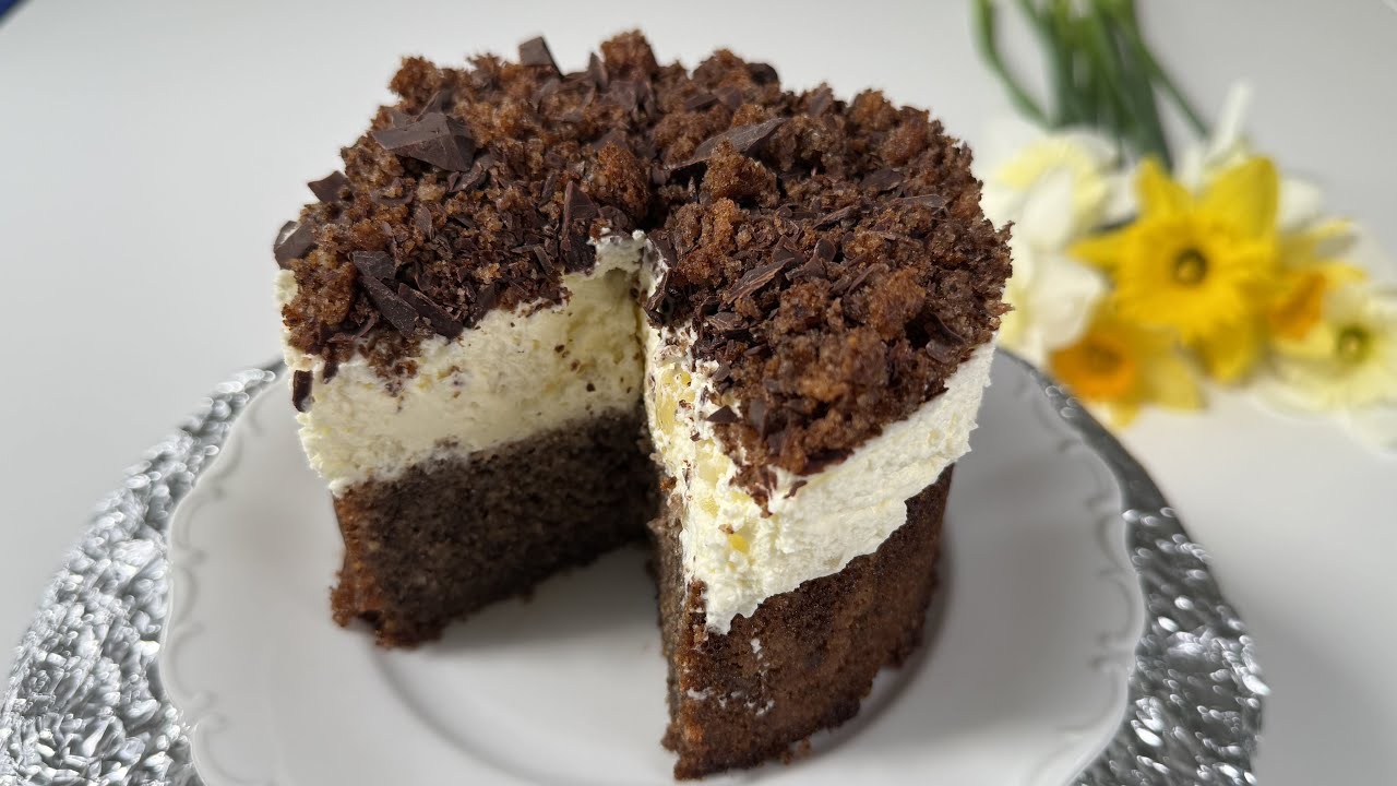 ✨  Saftig, nussig & einfach lecker &ndash; diese Torte wird deine Familie und Kollegen begeistern! 🍰