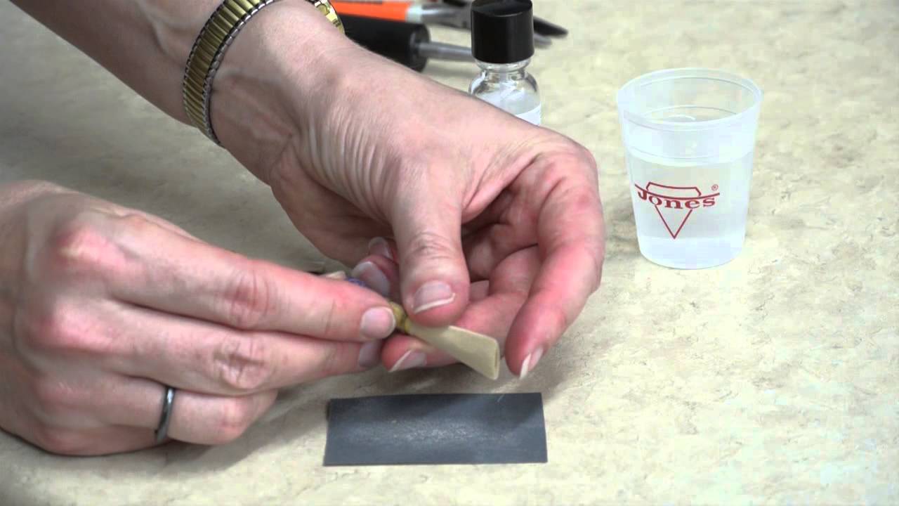 The Effects of Aging: When the Sides of Your Reed Pull Apart