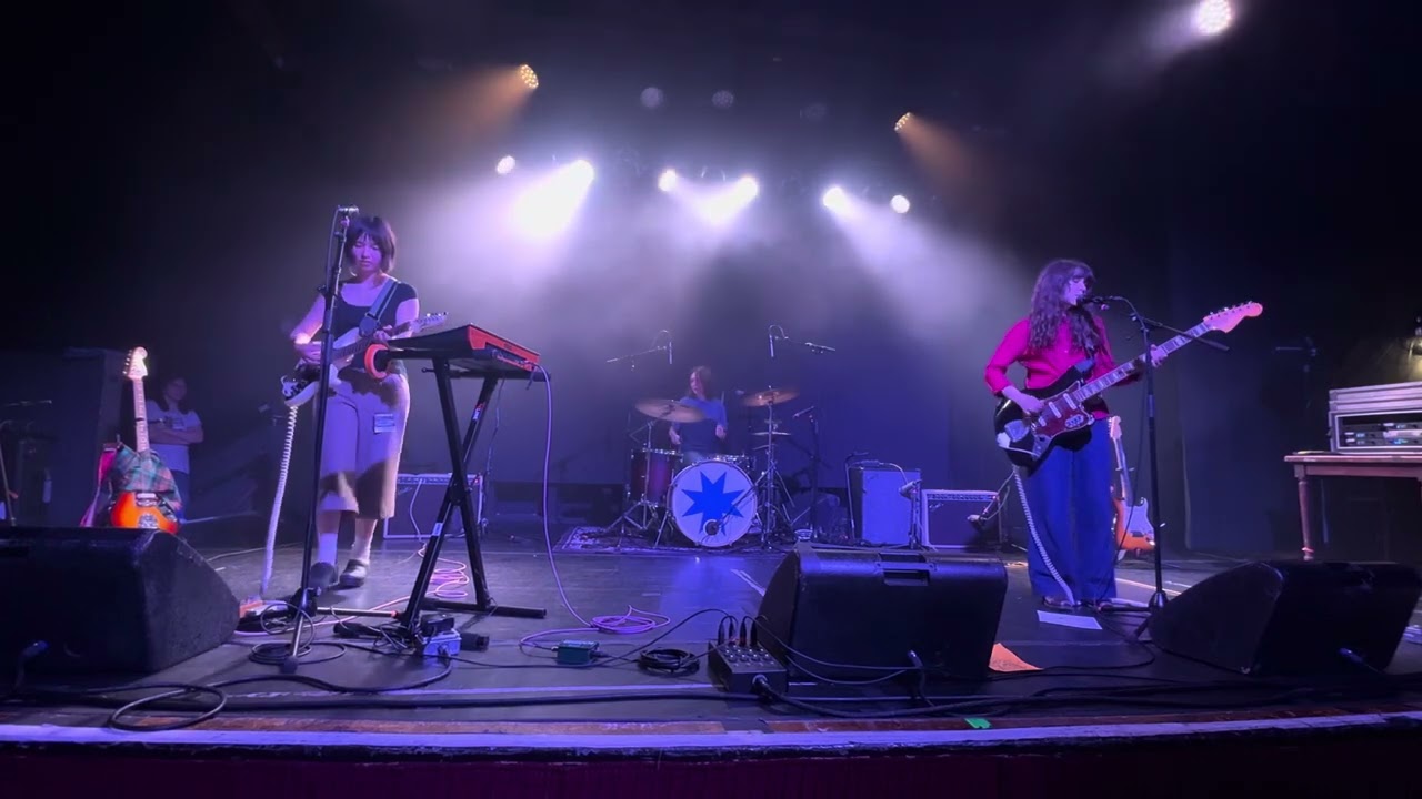Horsegirl, “Well I Know You’re Shy” Live