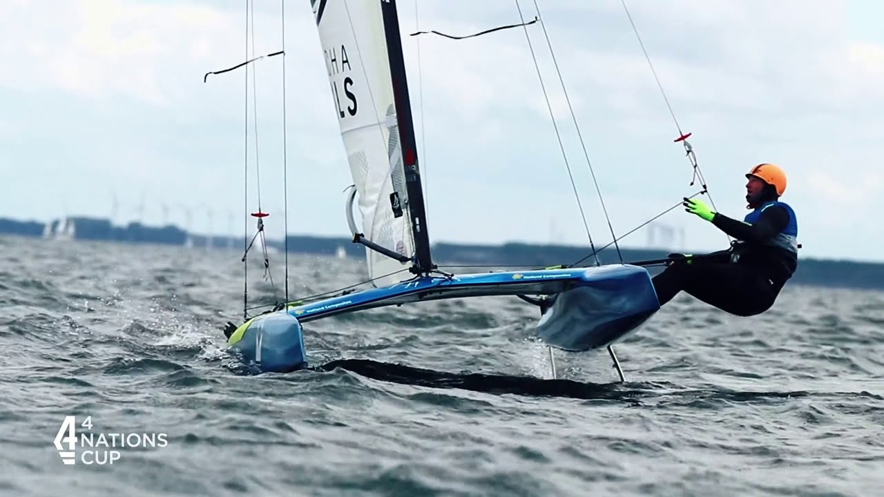 A-Cat Mischa Heemskerk tacking in super-slow-motion
