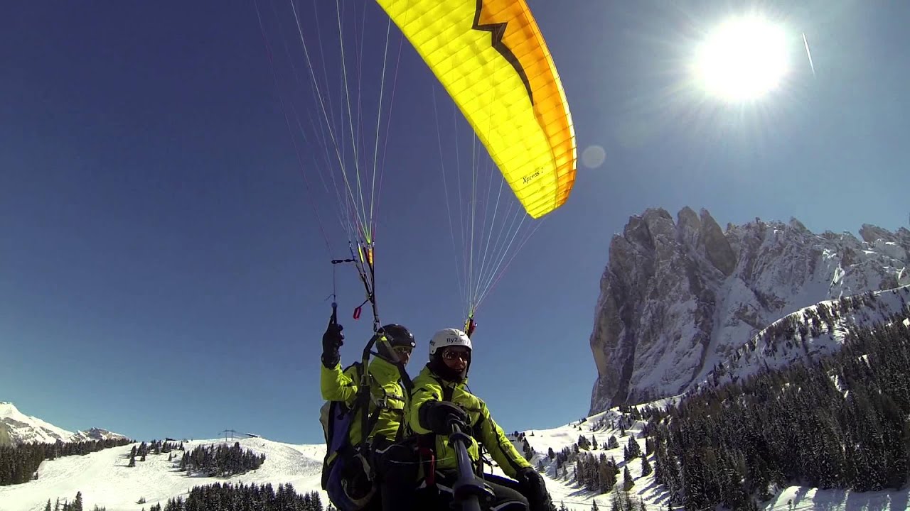 Fly2.info - Paragliding Dolomites Winter - Val Gardena