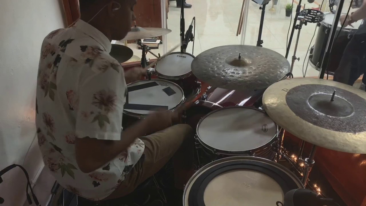 Incontrolable Amor - Live Drum Cover
