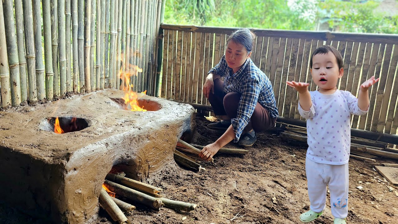 Single mother - Picking beans to sell - Making floors, kitchen floors - Making a stove from clay