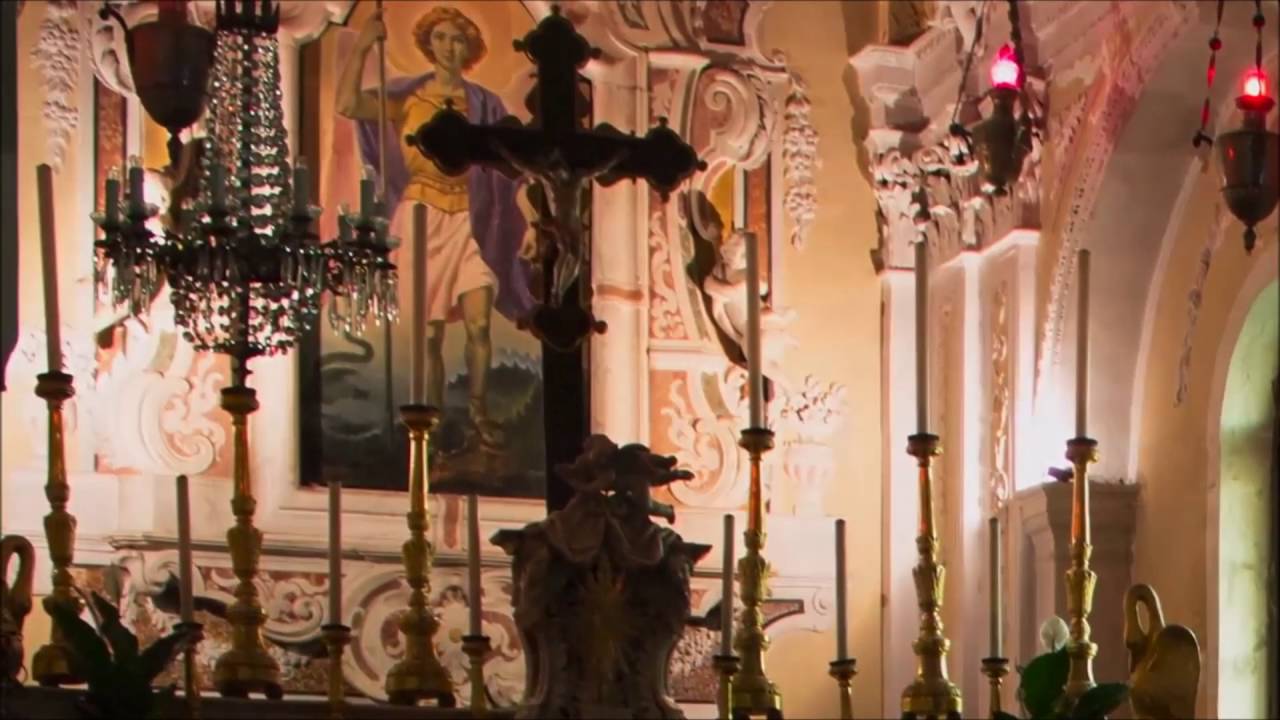 Religious life comparison: Catholic and Orthodox