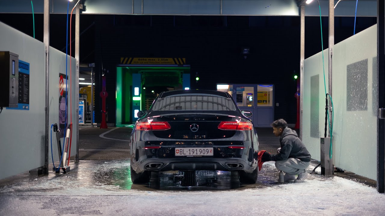 Washing a E-Coup&eacute; in Winter | E200 Coup&eacute;